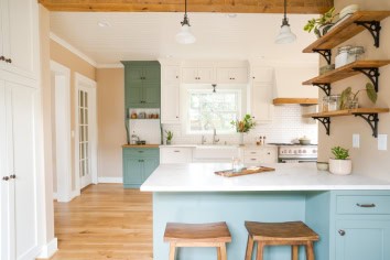 1911 Mt Tabor Kitchen
